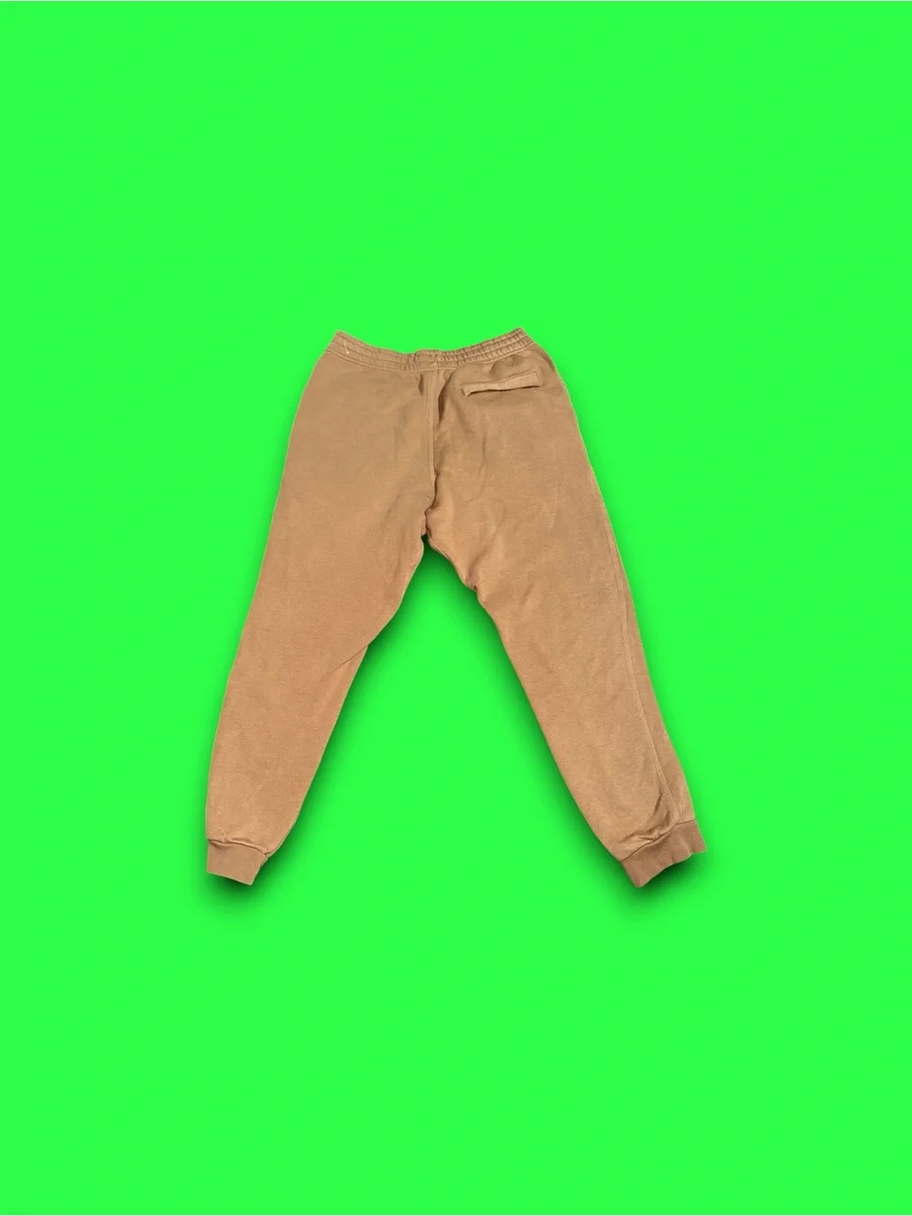 Nike sportswear embroidered swoosh essential tapered beige large